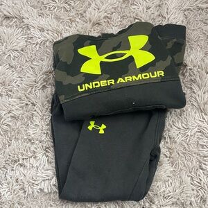 Under Armour Neon Logo Camo Set